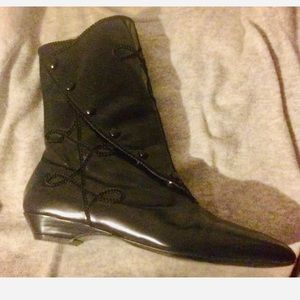 Susan Bennis Black Ankle Flat Boots 8.5B run Small Original Owner